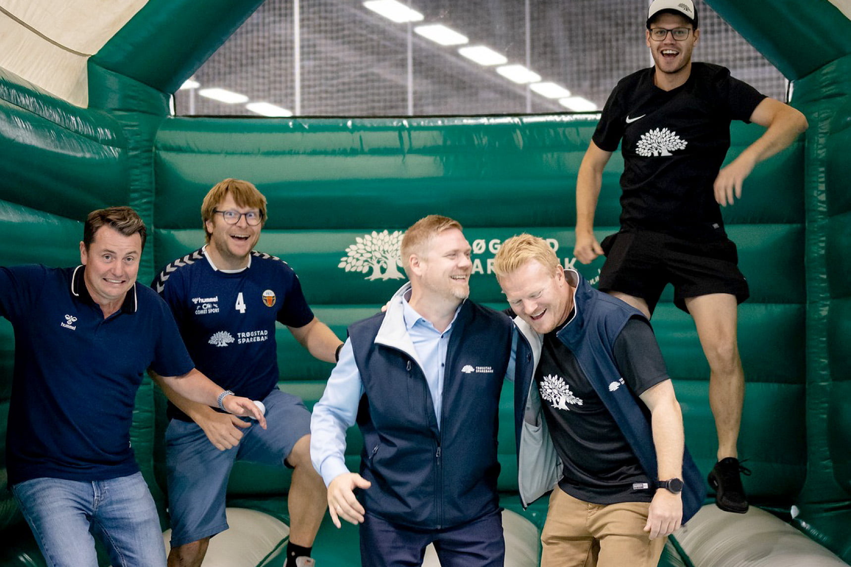 Ansatte i Trøgstad Sparebank på teambuilding